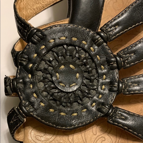 Women's Black Sandals - Picture 6 of 9